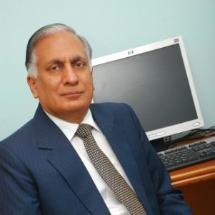 Shri Dinesh Mohan Gupta